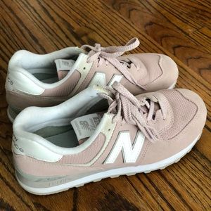 Women’s Classic New Balance 574